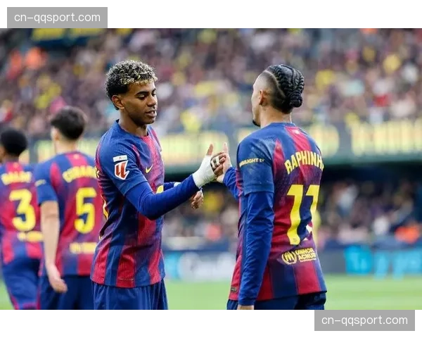 观点:哈维的临场调整再次拯救巴萨,但防守问题依然存在 观点:哈维的临场调整再次拯救巴萨,但防守问题依然存在